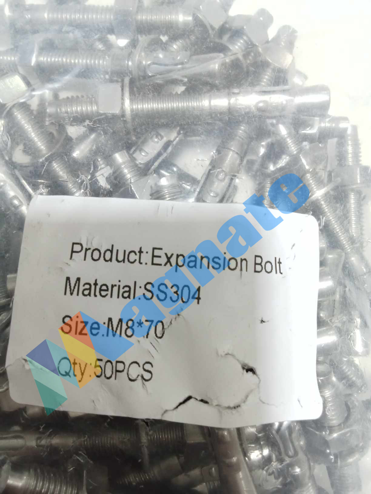 Expansion Bolt Material: SS304 Size: M8*70
