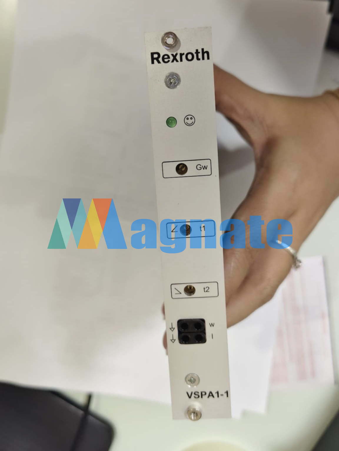 Brand: Rexroth Amplifier Board PN: VT3002-1-20/32D