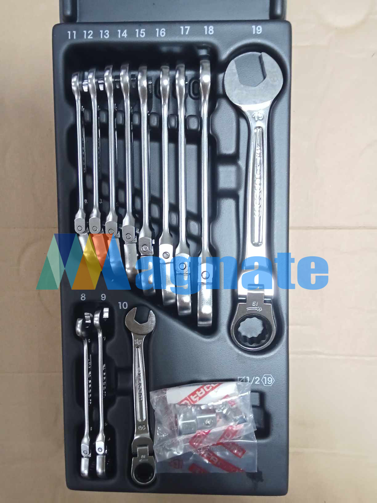 Brand: Facom 12pc Metric Hinged Ratchet Combination Spanner Module SKU: MOD.467BFJ12PB